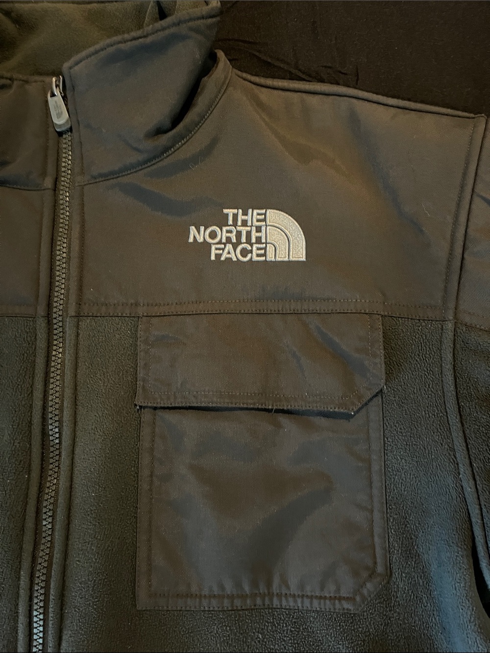 The North Face Men's Dark Green Full-Zip Fleece Jacket - Picture 2 of 5